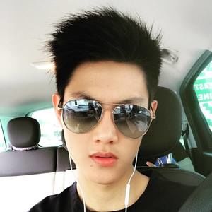 Meet your Posher, Liwei